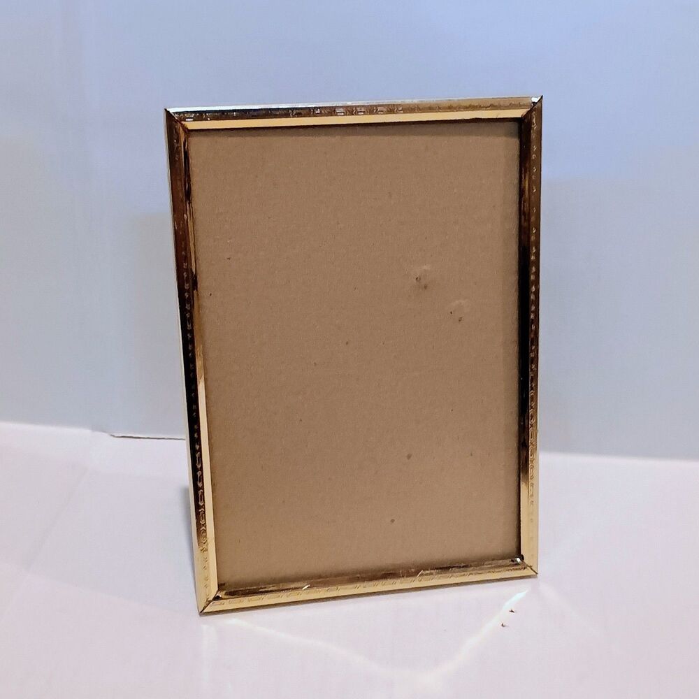 Vintage Metal Gold Toned Picture Frame-5x7"-No Glare Glass-Ornate Edge-Easel